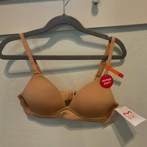 Maidenform Girls Tan Bra NWT size 34A